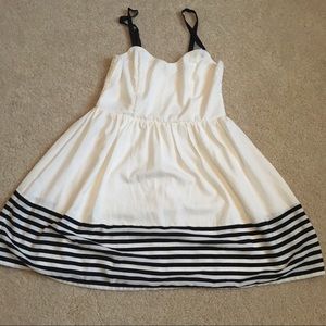 Francesca’s White Silky Dress